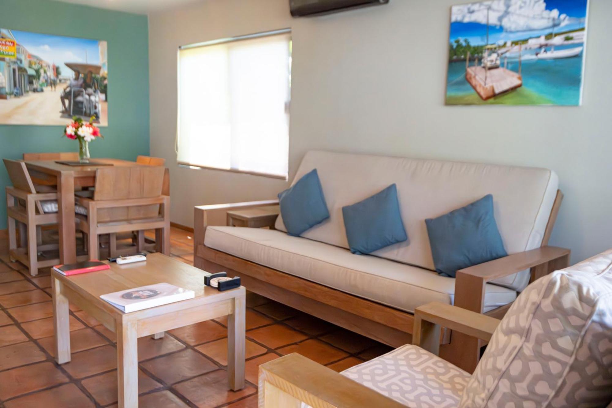 Hotel Isla Bonita Yacht Club San Pedro  Esterno foto